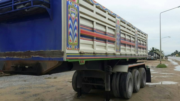 หัวลากมือสอง/ Hino Mega FM1J=260 แรง ปี 53 แก๊สแท้ โรงงาน/ พ่วงเซมิดั๊มสามเพลายัด/ ยางใหม่เรเดี่ยรทุกเส้น