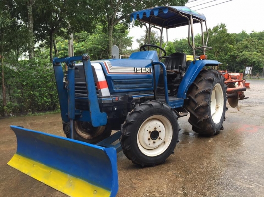 ขายรถไถ ISEKI  TA275 (4WD) พร้อมใบมีดหน้าและผานพรวน รถพร้อมใช้งาน
