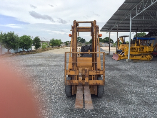 ขายรถฟอร์คลิฟต์Komatsuรุ่นFD15-1นำเข้าญี่ปุ่นไม่เคยใช้งานในไทยมีเอกสารพร้อมจดทะเบียน ขายรถฟอร์คลิฟต์Komatsuรุ่นFD15-1นำเข้าญี่ปุ่นไม่เคยใช้งานในไทยมีเอกสารพร้อมจดทะเบียน