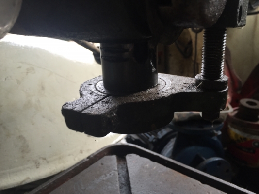 ขายสว่านแท่น มอเตอร์1แรงไฟบ้านใช้งานได้ ขาดแค่จำปากับสายพาน ขายตามสภาพเลยครับ