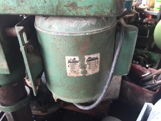 ขายสว่านแท่น มอเตอร์1แรงไฟบ้านใช้งานได้ ขาดแค่จำปากับสายพาน ขายตามสภาพเลยครับ