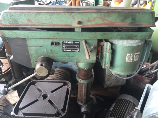 ขายสว่านแท่น มอเตอร์1แรงไฟบ้านใช้งานได้ ขาดแค่จำปากับสายพาน ขายตามสภาพเลยครับ