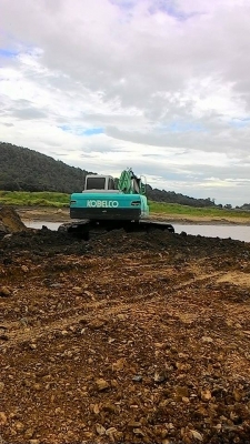 รถแบคโฮ KOBELCO SK200M6 SUPER YN09
