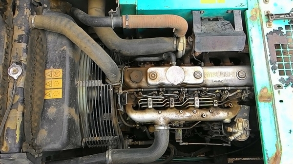 รถแบคโฮ KOBELCO SK200M6 SUPER YN09