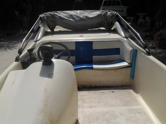 ขายเรือ 13  ฟุต พร้อมเครื่อง 40 HP ด่วน !!