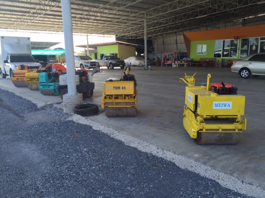 ขายรถบดเดินตามKomatsuรุ่นJV06Hมือสองญี่ปุ่นสั่นสเทือนได้สภาพดีพร้อมใช้งานมีหลายคัน