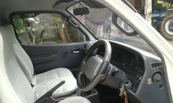 ขายรถตู้หลังคาสูง ปี47 เครื่อง3000 สภาพสวย ตกแต่งภายในแล้ว แอร์เย็น สภาพพร้อมใช้งาน เอกสารพร้อมโอน สนใจโทร 090-8588220คุณนะ 093-3258446คุณบิว ID:narong498 หรือเข้าดูสินค้าอื่นๆได้ที่ www.truck.in.th/498 หรือเพจFacebook ณรงค์ ซื้อขายรถมือสอง (เว็บไซต์ส่วนต ขายรถตู้หลังคาสูง ปี47 เครื่อง3000 สภาพสวย ตกแต่งภายในแล้ว แอร์เย็น สภาพพร้อมใช้งาน เอกสารพร้อมโอน สนใจโทร 090-8588220คุณนะ 093-3258446คุณบิว ID:narong498 หรือเข้าดูสินค้าอื่นๆได้ที่ www.truck.in.th/498 หรือเพจFacebook ณรงค์ ซื้อขายรถมือสอง (เว็บไซต์ส่วนต