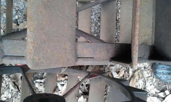 ขายล้อเหล็กรถไถนา