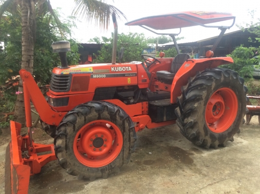 ขาย แทรกเตอร์ KUBOTA M 9000 สภาพเติมๆ เครื่องดี เกียร์ดี ถูกๆ สวยๆ