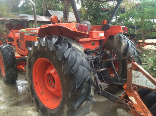 ขาย แทรกเตอร์ KUBOTA M 9000 สภาพเติมๆ เครื่องดี เกียร์ดี ถูกๆ สวยๆ
