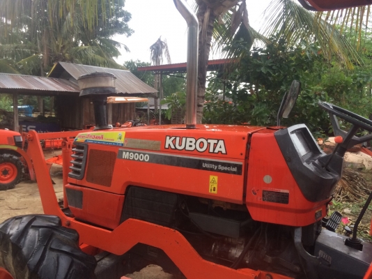 ขาย แทรกเตอร์ KUBOTA M 9000 สภาพเติมๆ เครื่องดี เกียร์ดี ถูกๆ สวยๆ