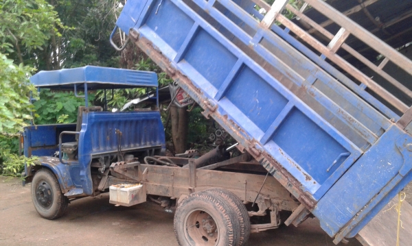 ขายอีแต่นหกล้อ  ลดสุด87500  ไม่ส่งครับ