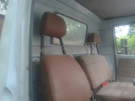 รถบรรทุก 6 ล้อติดเครน HINO เครนพับ ยืดได้ 2 ชัก 3 ปลอก ขนาด 1 ตัน ยี่ห้อ HMF