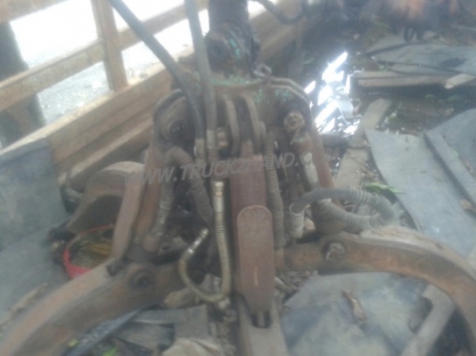 รถบรรทุก 6 ล้อติดเครน HINO เครนพับ ยืดได้ 2 ชัก 3 ปลอก ขนาด 1 ตัน ยี่ห้อ HMF