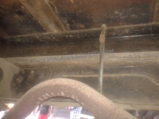 รถบรรทุก 6 ล้อติดเครน HINO เครนพับ ยืดได้ 2 ชัก 3 ปลอก ขนาด 1 ตัน ยี่ห้อ HMF