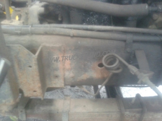 รถบรรทุก 6 ล้อติดเครน HINO เครนพับ ยืดได้ 2 ชัก 3 ปลอก ขนาด 1 ตัน ยี่ห้อ HMF