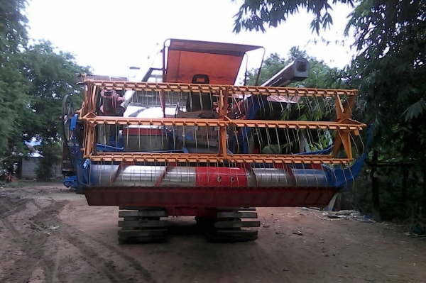 ขายรถเกี่ยวข้าว