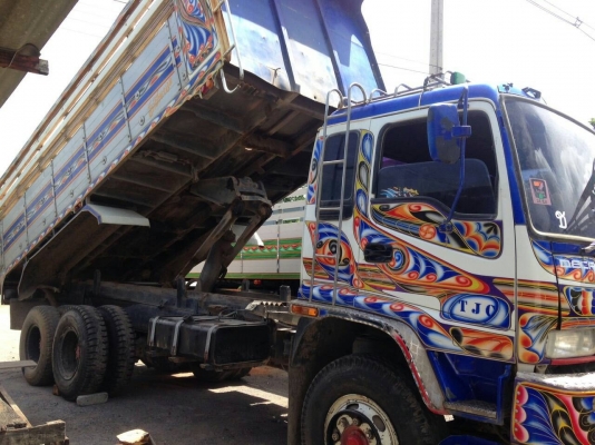 ขาย ISUZU DECA 270 สองเพลาดั๊ม กระบะเนียม รถปี 46