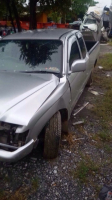 โตโยต้าD4D 2500 เเคป ปี03 โอนลอย หรือเเยกอะไรขายทั้งคันมีหลายรุ่นเก๋งกระบะรับซื้อรถอุบัตเหตุทุกสภาพ โตโยต้าD4D 2500 เเคป ปี03 โอนลอย หรือเเยกอะไรขายทั้งคันมีหลายรุ่นเก๋งกระบะรับซื้อรถอุบัตเหตุทุกสภาพ