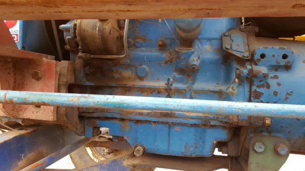 ขายตามสภาพรถไถฟอร์ด 5500 เครื่อง T3 ติดคีบอ้อย ไม่มีทะเบียน อะไหล่ขาดปั้มไฮดรอริค กับไดสตาร์ท ราคาต่อรองได้นิดหน่อยครับ ขายตามสภาพรถไถฟอร์ด 5500 เครื่อง T3 ติดคีบอ้อย ไม่มีทะเบียน อะไหล่ขาดปั้มไฮดรอริค กับไดสตาร์ท ราคาต่อรองได้นิดหน่อยครับ