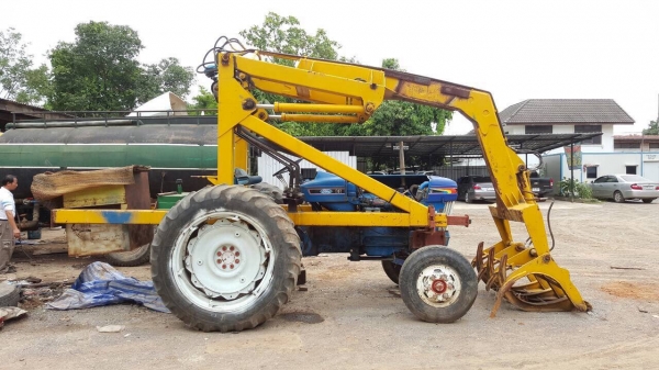 ขายตามสภาพรถไถฟอร์ด 5500 เครื่อง T3 ติดคีบอ้อย ไม่มีทะเบียน อะไหล่ขาดปั้มไฮดรอริค กับไดสตาร์ท ราคาต่อรองได้นิดหน่อยครับ ขายตามสภาพรถไถฟอร์ด 5500 เครื่อง T3 ติดคีบอ้อย ไม่มีทะเบียน อะไหล่ขาดปั้มไฮดรอริค กับไดสตาร์ท ราคาต่อรองได้นิดหน่อยครับ