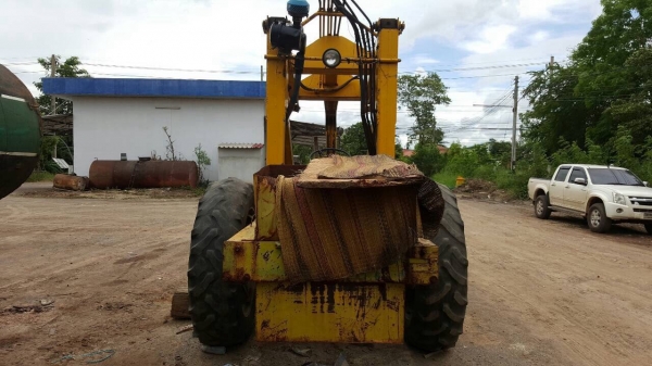 ขายตามสภาพรถไถฟอร์ด 5500 เครื่อง T3 ติดคีบอ้อย ไม่มีทะเบียน อะไหล่ขาดปั้มไฮดรอริค กับไดสตาร์ท ราคาต่อรองได้นิดหน่อยครับ ขายตามสภาพรถไถฟอร์ด 5500 เครื่อง T3 ติดคีบอ้อย ไม่มีทะเบียน อะไหล่ขาดปั้มไฮดรอริค กับไดสตาร์ท ราคาต่อรองได้นิดหน่อยครับ