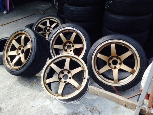 ล้อแท้ RAY  พร้อม adapter 5 ออก 6 รู