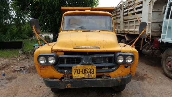 ขาย 6 ล้อ หัวยาวดั้ม คัสซีสวยตลอดเส้น เครื่อง DA120 มีสโลว์กลาง พวงมาลัยพาวเวอร์ เบรคลมดัน ทะเบียนชุดโอนครบครับ