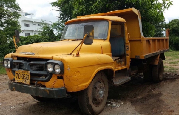 ขาย 6 ล้อ หัวยาวดั้ม คัสซีสวยตลอดเส้น เครื่อง DA120 มีสโลว์กลาง พวงมาลัยพาวเวอร์ เบรคลมดัน ทะเบียนชุดโอนครบครับ