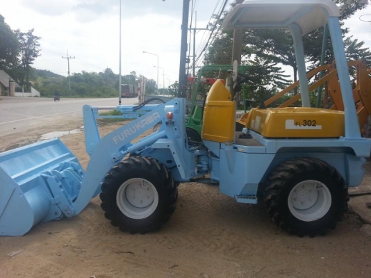 รถตัก FURUKAWA FL302 เกลียวอ่อน รุ่นใหม่ เครื่องอีซีซุ 3 สูบ ยังไม่ได้ใช้งานในไทย เอกสารอินวอย สภาพทำสีแล้วพร้อมใช้งาน สภาพ 430,000 บาท รถตัก FURUKAWA FL302 เกลียวอ่อน รุ่นใหม่ เครื่องอีซีซุ 3 สูบ ยังไม่ได้ใช้งานในไทย เอกสารอินวอย สภาพทำสีแล้วพร้อมใช้งาน สภาพ 430,000 บาท