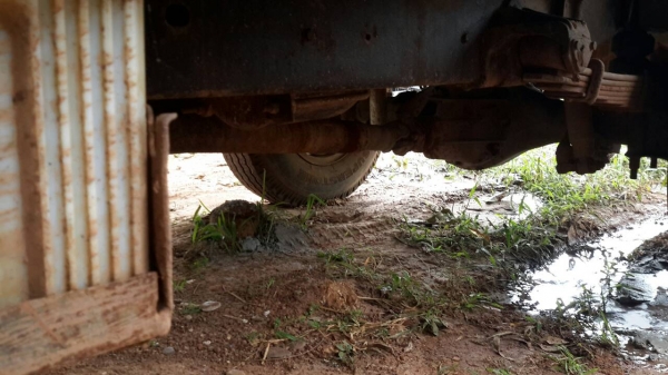 ขายรถนิสสันคาร์บอน 4 ล้อกลาง ทะเบียนเต็ม เปลี่ยนเครื่อง 88 อิซูซุ ขายรถนิสสันคาร์บอน 4 ล้อกลาง ทะเบียนเต็ม เปลี่ยนเครื่อง 88 อิซูซุ