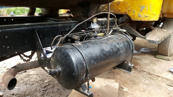 ขายรถน้ำ 6 ล้อหัวยาว ไม่มีทะเบียน เครื่อง DA120 พวงมาลัยพาวเวอร์ เบรคลมดัน อุปกรณ์ครบครับ