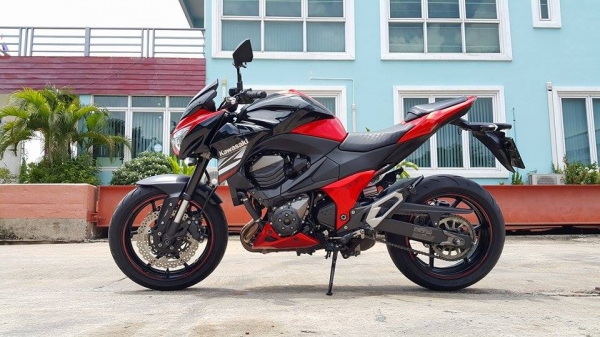 มาใหม่ สภาพกริ๊บๆ Z800 วิ่ง 3000 กิโล ใหม่จรดหัวน๊อตในราคาคุ้มๆ จัดแนนส์ได้ ต่อรองได้ครับ