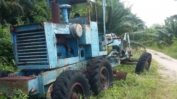 รถเกรด GALION GC1132. เล่มทะเบียนพร้อม. รถพร้อมใช้. สภาพดี