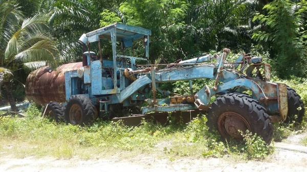 รถเกรด GALION GC1132. เล่มทะเบียนพร้อม. รถพร้อมใช้. สภาพดี