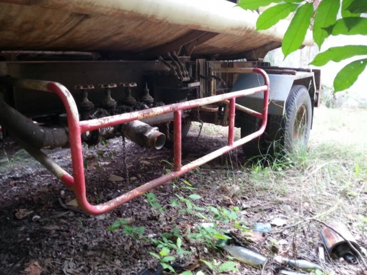 มี 7 หาง(เหลือ4).....ทางลูกพ่วงบรรทุกน้ำมัน 2 คานของPANUS ถัง16,000 ลิตร หางสาพดี สวย..