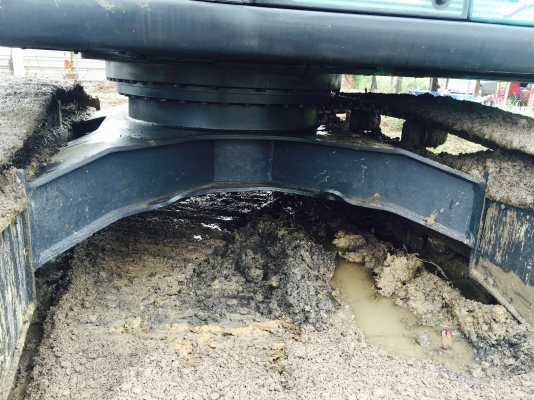 ขาย KOBELCO SK200-6 มาคร์ซิค โซ่ใหม่ เครื่อง ปั๊มดีครับ