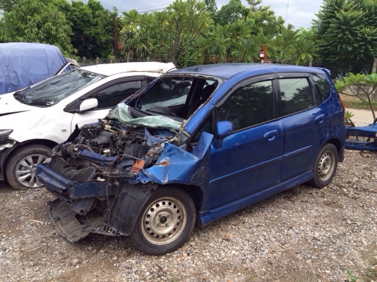 ซากฮอนด้าเเจ๊ช ปี05 โอนลอยหรือเเยกขายเป็นอะไหลทั้งหมดมีเก๋งเเละกระบะหลายรุ่น รับซื้อรถอุบัตเหตุทุกสภาพ ซากฮอนด้าเเจ๊ช ปี05 โอนลอยหรือเเยกขายเป็นอะไหลทั้งหมดมีเก๋งเเละกระบะหลายรุ่น รับซื้อรถอุบัตเหตุทุกสภาพ