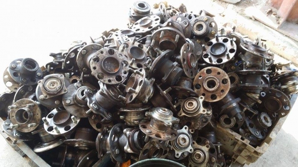 ขายดุมล้อรถ มือสอง ดุมล้อรถยนต์มือสอง ทำ เทเลอร์ สาลี่ ขนของ