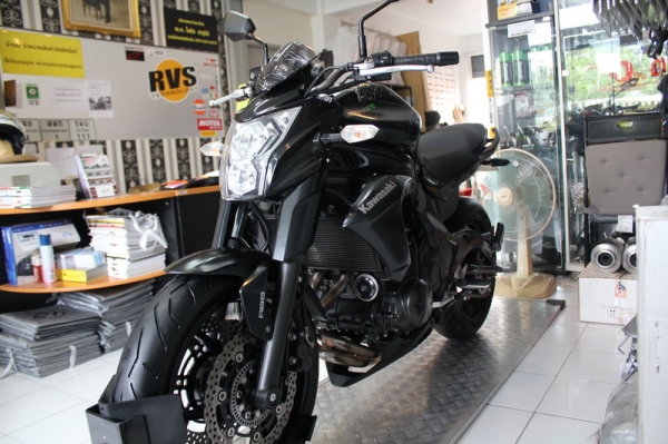 ER6n สีดำสีเดิม Model year2014(ABS)