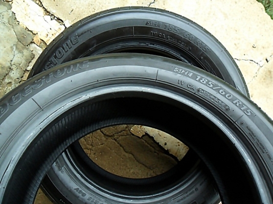 ยางขอบ15 บริดสโตน185-60-R15ลงพื้นปลายปี14 (4เส้น2,900) ยางขอบ15 บริดสโตน185-60-R15ลงพื้นปลายปี14 (4เส้น2,900)