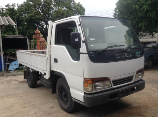 ขายรถอีซูซูnkr4ล้อรถบ้านยกหัวใด้ เกียรสั้น