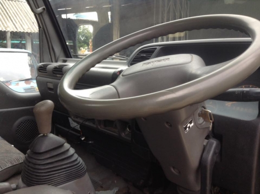 ขายรถอีซูซูnkr4ล้อรถบ้านยกหัวใด้ เกียรสั้น