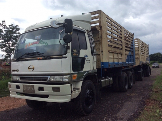 10ล้อHINOFM(2 เพลา) ดั๊ม เครื่องP11CTD(320แรง) เกียร์อิตัน ช่วงล่างZM10น็อต รถสวย ยางดีมากทุกเส้น รถพร้อมใช้งาน ขาย 1,180,000 บาท( ศุภากร 081-1903107 , 081-4252943)