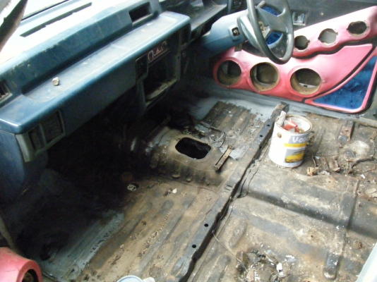 ขายหัวเก๋ง มิตซูแอร์โร่บอดี้ ตัดผุแล้ว เบอะครบ ขาย15,000 เหลือทำสีอย่างเดียวครับ 0892095791