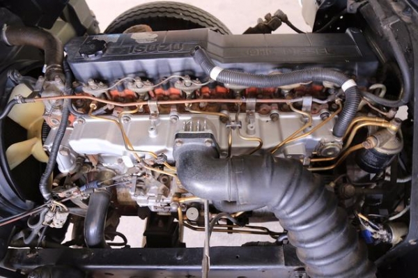 แก้วอนงค์กลการ (คุณ ป้อม ) รถสวย สภาพดีIsuzu FRR32LB ดั้ม 195เเรง