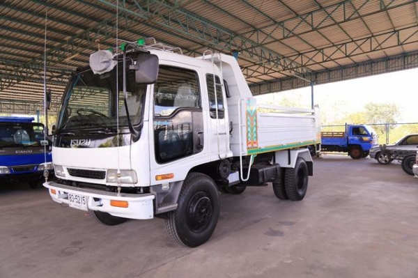 แก้วอนงค์กลการ (คุณ ป้อม ) รถสวย สภาพดีIsuzu FRR32LB ดั้ม 195เเรง