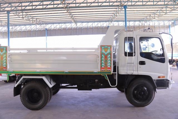 แก้วอนงค์กลการ (คุณ ป้อม ) รถสวย สภาพดีIsuzu FRR32LB ดั้ม 195เเรง