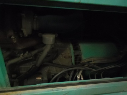 ขายเครื่องปั่นไฟ NIPPON NES90EI สนใจติดต่อหนึ่ง 0614194021