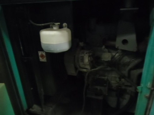 ขายเครื่องปั่นไฟ NIPPON NES90EI สนใจติดต่อหนึ่ง 0614194021